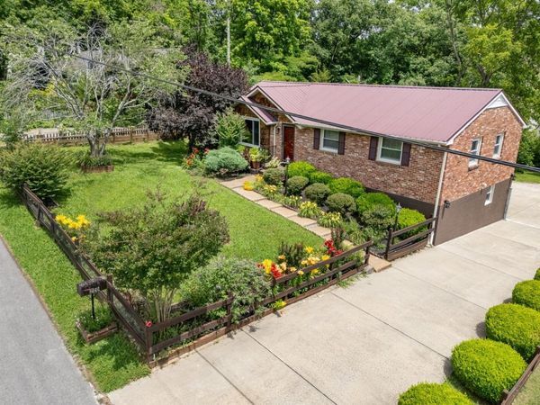 220 Nunley Dr , Nashville, TN 37211