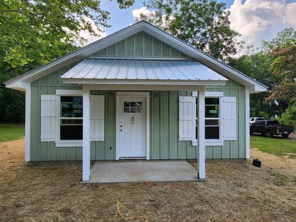 22853 N McPhail Farm Road Street, Florala, AL 36442