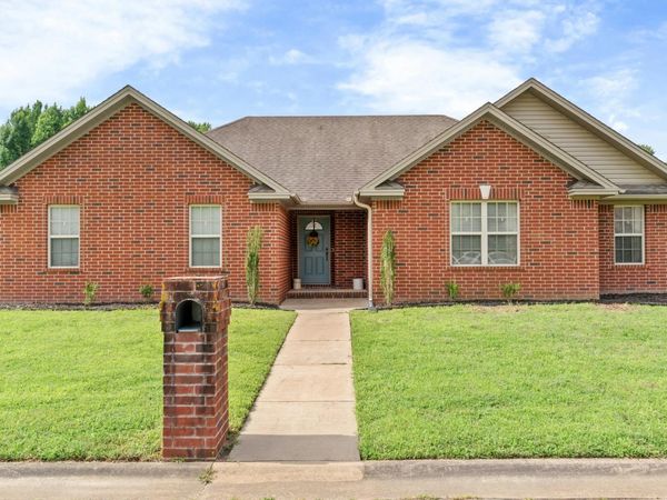 503 Calvin , Searcy, AR 72143