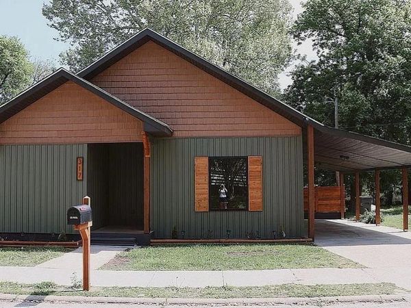 317 4th N , Paragould, AR 72450