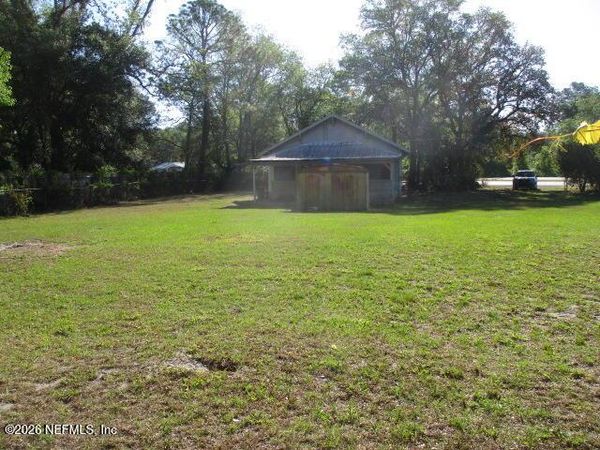 9742 HIGHWAY 301, Hampton, FL 32044