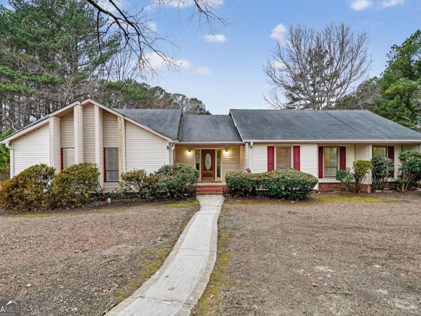 6665 Greenbower Lane, College Park, GA 30349