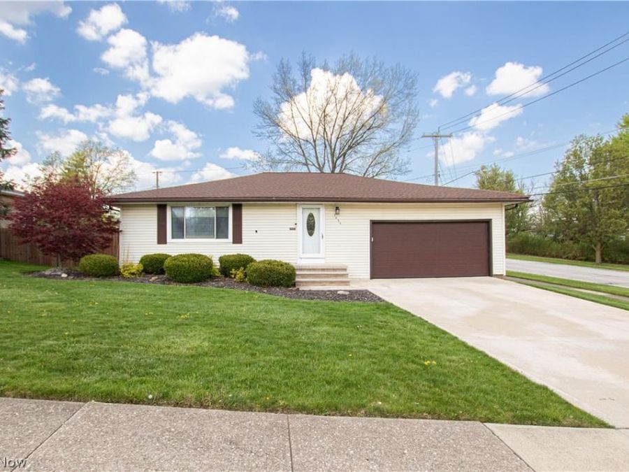 7434 Meadow Lane , Parma, OH 44134 Photo 1