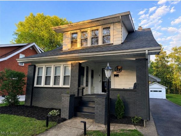 729 4th Street NW, New Philadelphia, OH 44663