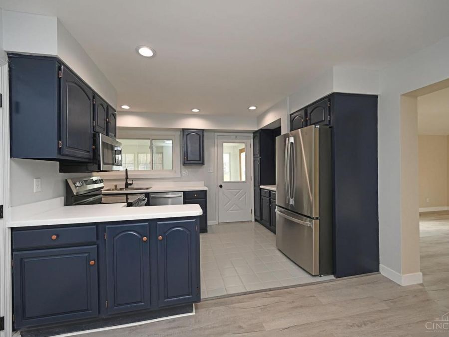 329 Walnut Street, Reading, OH 45215 Photo 13