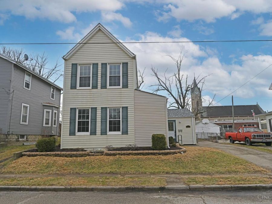 329 Walnut Street, Reading, OH 45215 Photo 2