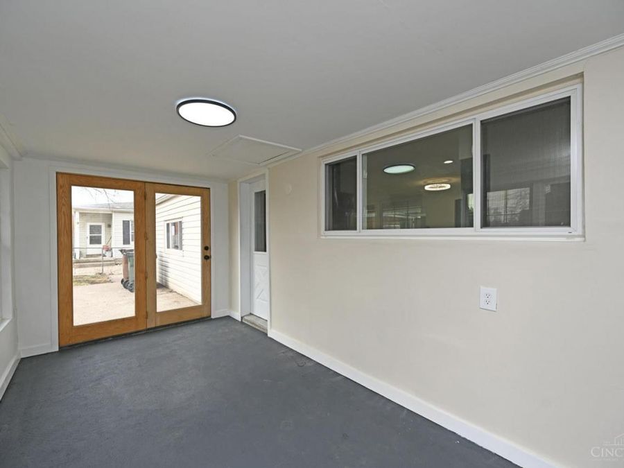 329 Walnut Street, Reading, OH 45215 Photo 21