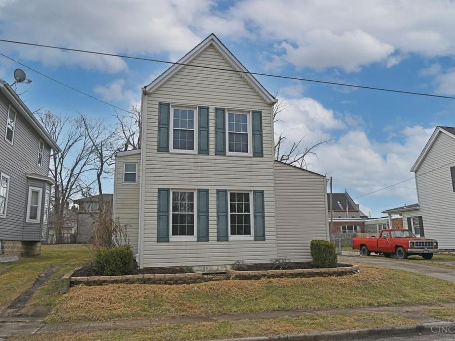 329 Walnut Street, Reading, OH 45215 Photo 3