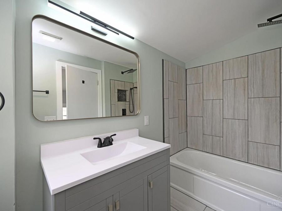 329 Walnut Street, Reading, OH 45215 Photo 44