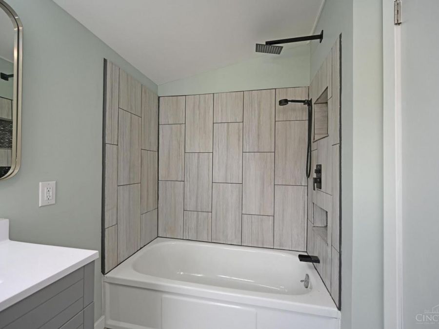 329 Walnut Street, Reading, OH 45215 Photo 45