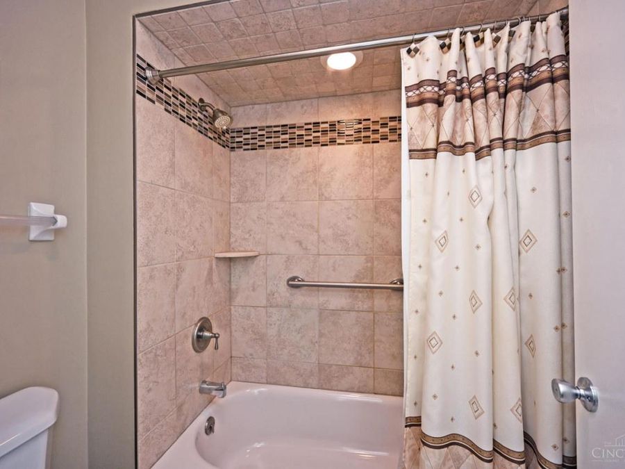 1817 Loisdale Court, Anderson Township, OH 45255 Photo 27