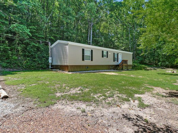 528 Poland Hollow Rd, Harriman, TN 37748