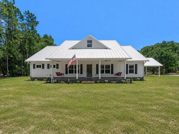 357 SW CONESTOGA WAY , FORT WHITE, FL 32038