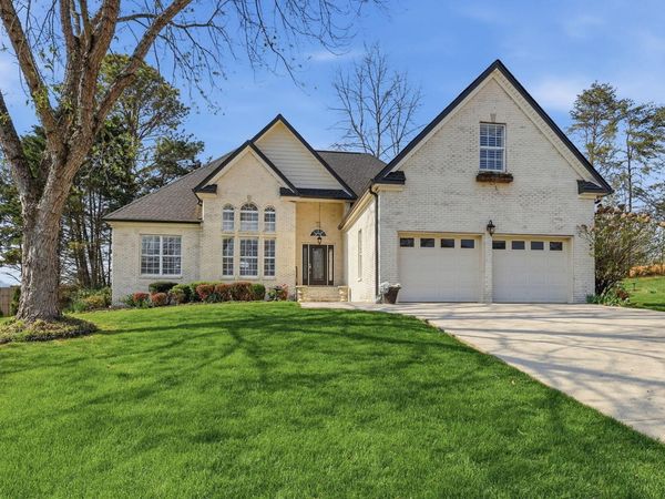 3647 Bentwood Cove Drive , Apison, TN 37302
