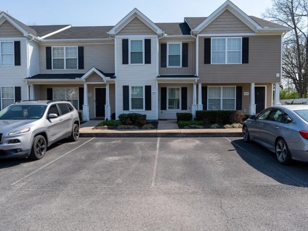 1306 Tweedle Ct , Murfreesboro, TN 37130