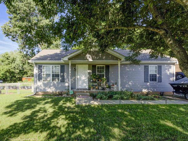 319 Lafayette Point Cir , Clarksville, TN 37042