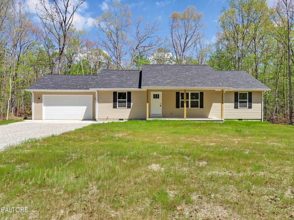 133 Jay Loop , Jamestown, TN 38556