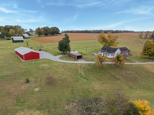 5867 Borthick Rd , Springfield, TN 37172