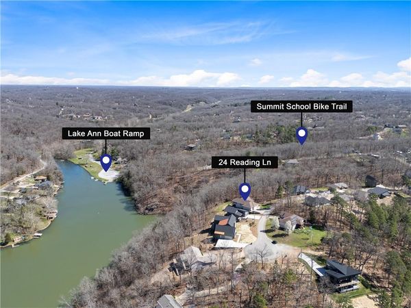 24 Reading Lane , Bella Vista, AR 72714