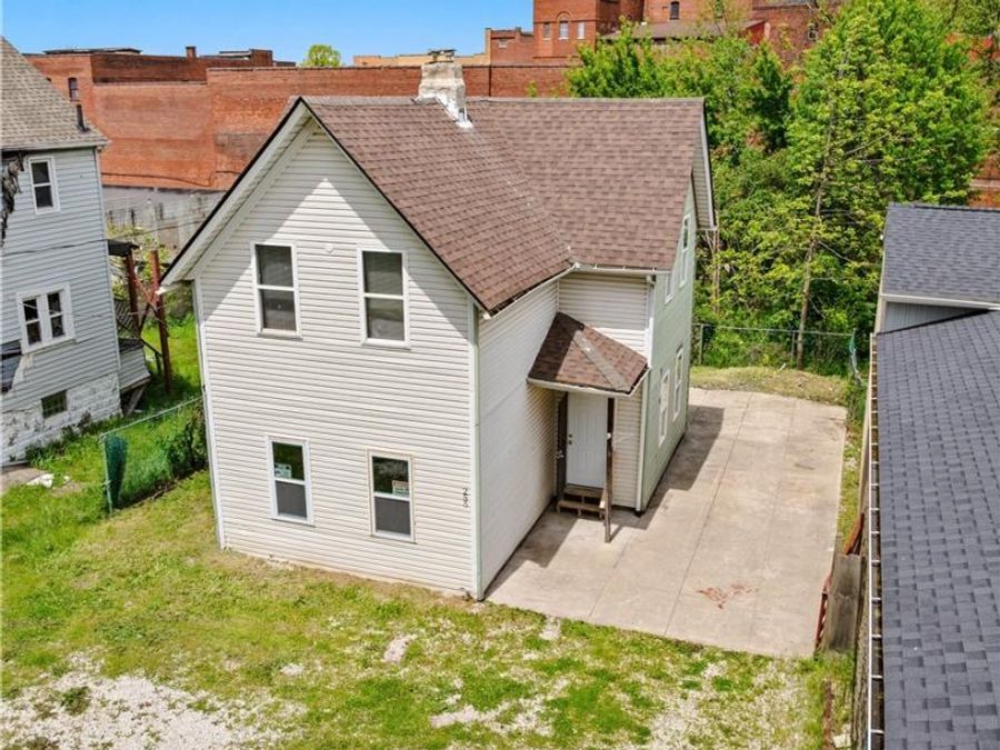 255 Cross Street , Akron, OH 44311 Photo 1