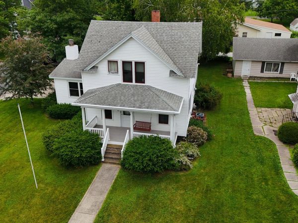 410 1st Avenue SE, Harmony, MN 55939