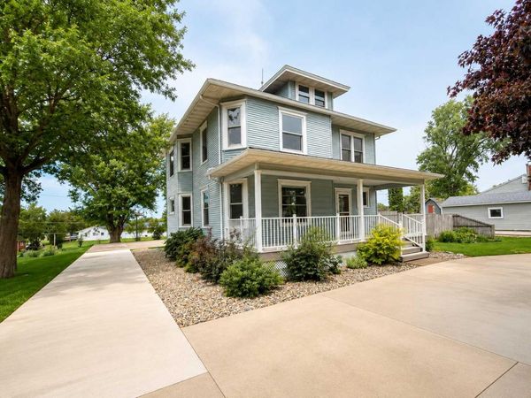 1300 S Section Avenue , Spring Valley, MN 55975