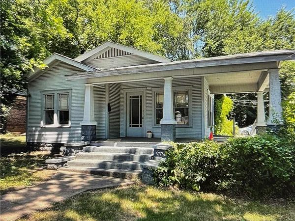 800 W Main Street , Clarksville, AR 72830