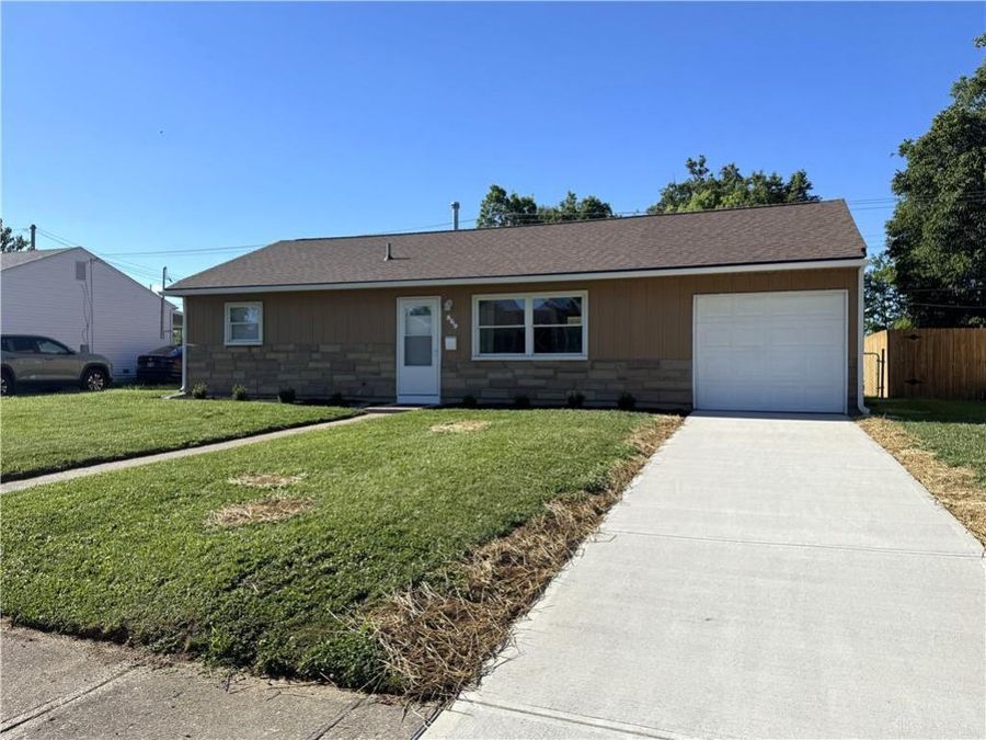 869 Foley Drive, Vandalia, OH 45377 Photo 1