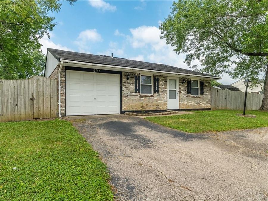 6743 Tiger Drive, Huber Heights, OH 45424 Photo 1