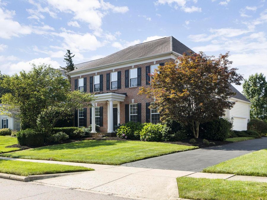 7043 Cunningham Drive , New Albany, OH 43054 Photo 1