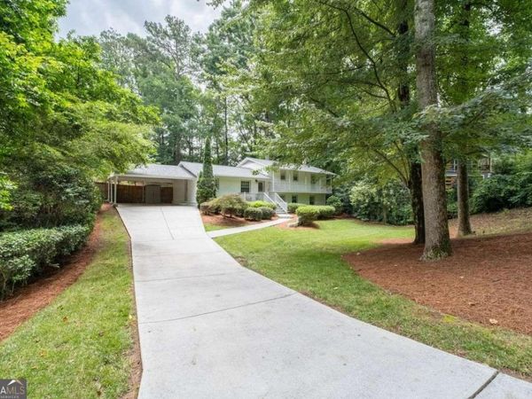 90 Angus Trail, Atlanta, GA 30328