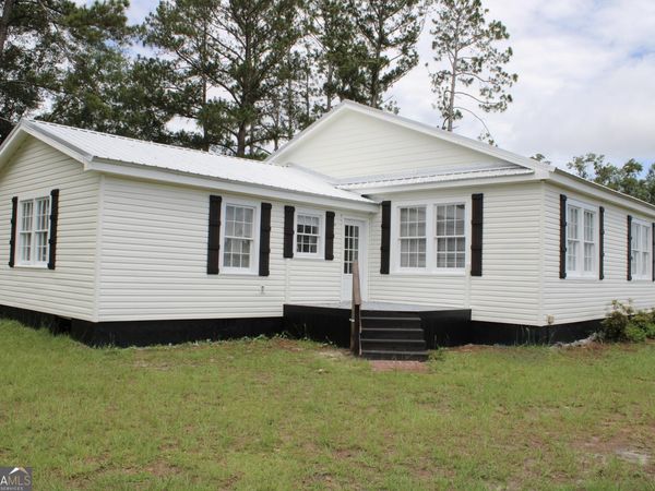 100 Ellis Jones Road, Baxley, GA 31513