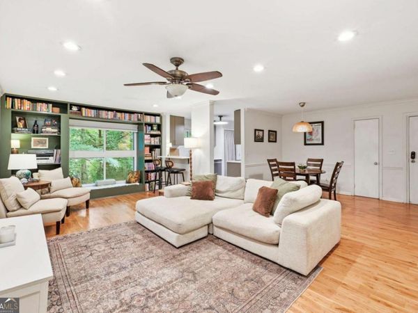 1111 Clairemont Avenue, Unit L3, Decatur, GA 30030