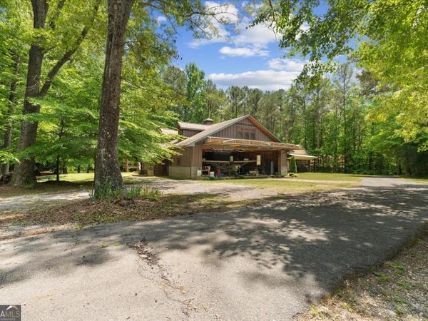 393 Blue Mountain Lane, Trion, GA 30753