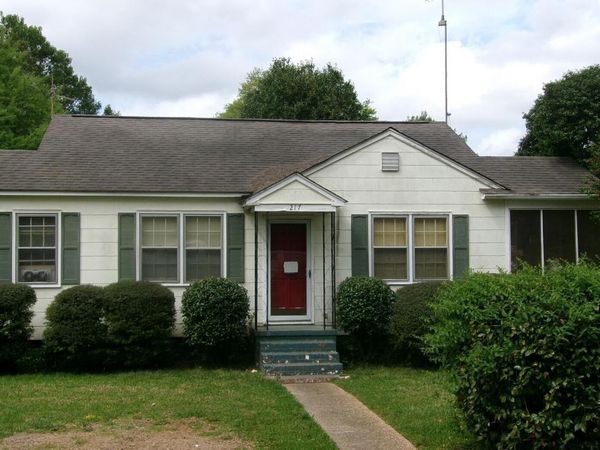 217 Beechwood Circle, Lagrange, GA 30240
