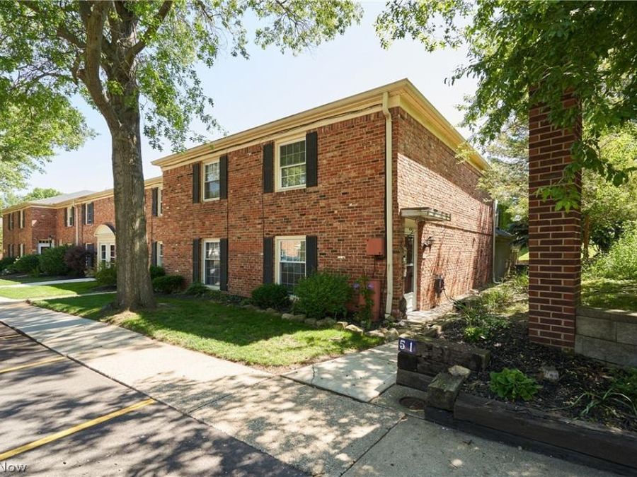 51 Nottoway Court , Akron, OH 44313 Photo 1