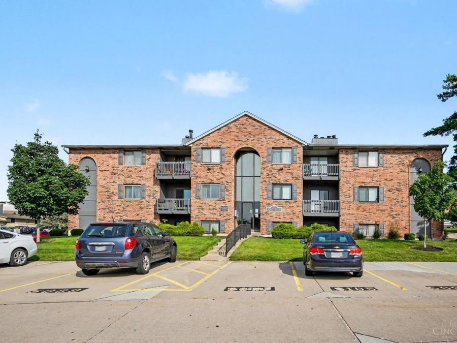 5095 Tri County View Drive, West Chester, OH 45011 Photo 1
