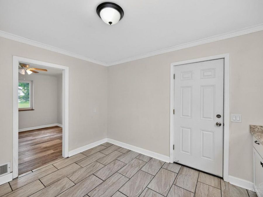 3452 Robb Avenue, Cheviot, OH 45211 Photo 14