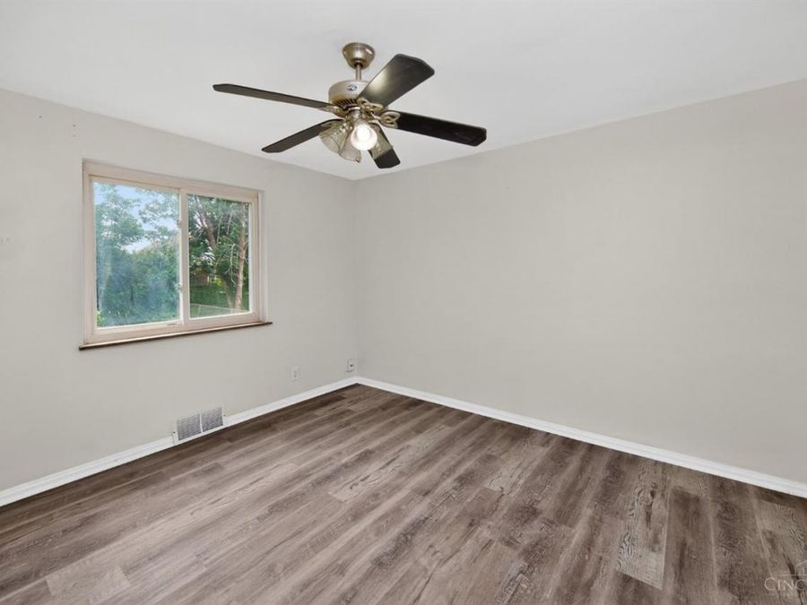 3452 Robb Avenue, Cheviot, OH 45211 Photo 7