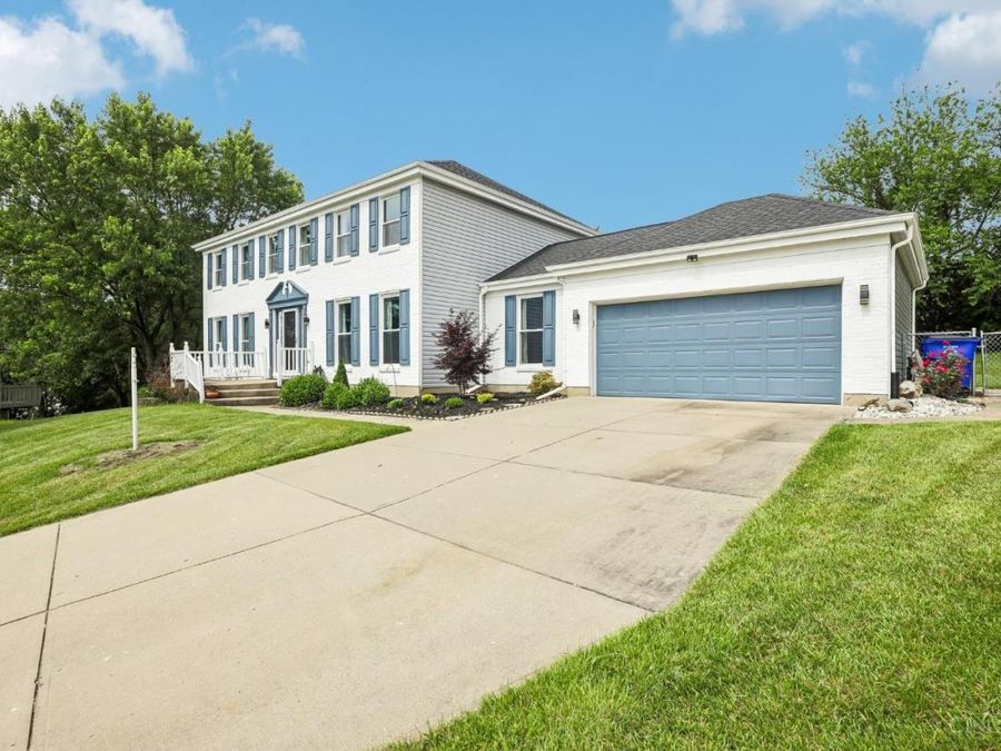247 Heathrow Court, Hamilton, OH 45013 Photo 2