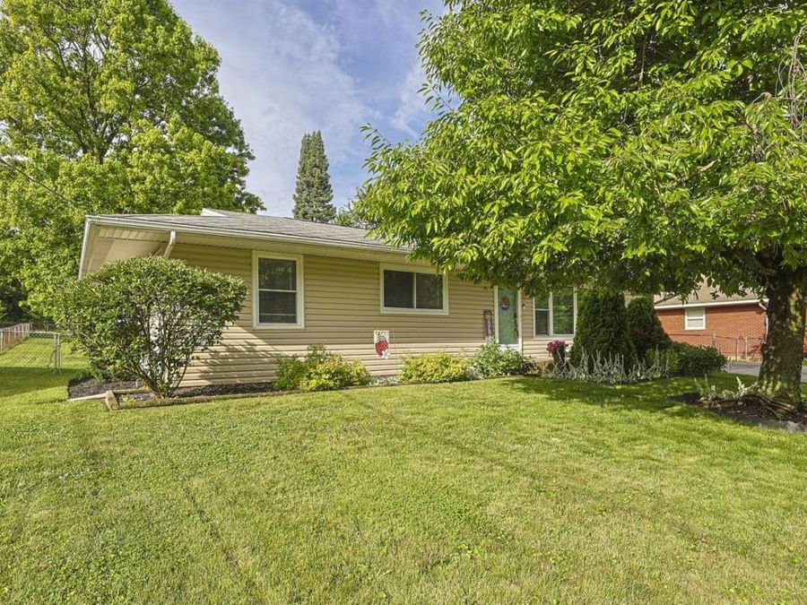 2465 Horning Drive, Fairfield, OH 45014 Photo 1