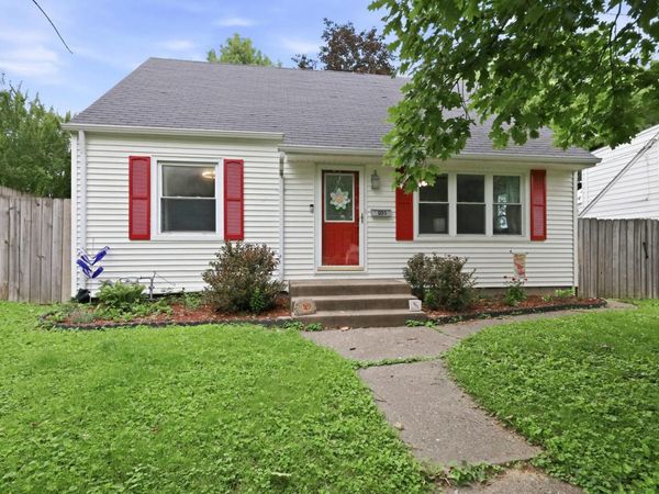 1120 W Lombard Street , Davenport, IA 52804