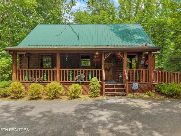 2308 Hidden Mountain Rd, Sevierville, TN 37876