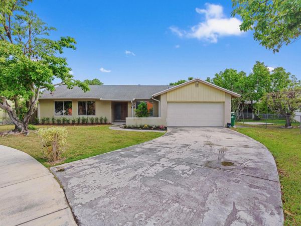 9315 SW 170th Lane , Palmetto Bay, FL 33157