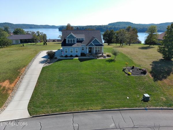 233 Serenity Drive , Harriman, TN 37748