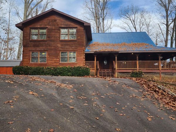 5615 Eastport Rd , Alpine, TN 38543