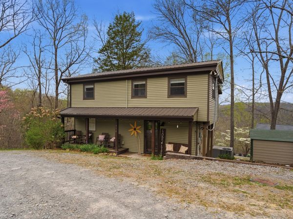 716 Still Point Rd , Smithville, TN 37166