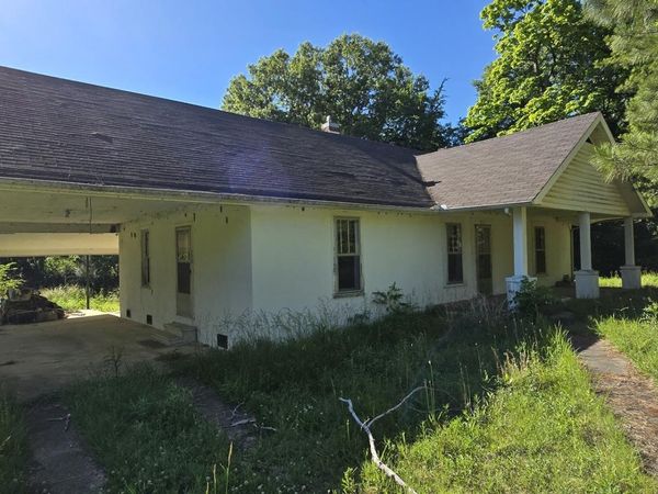 775 Fortner Dr , New Johnsonville, TN 37134