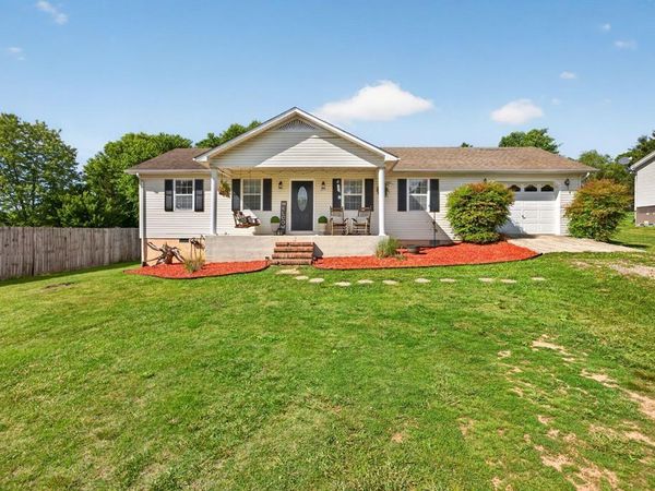 3571 Southmeade Dr , Cookeville, TN 38506