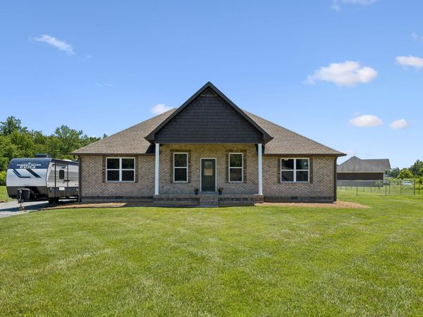 2892 Highway 52 E, Lafayette, TN 37083